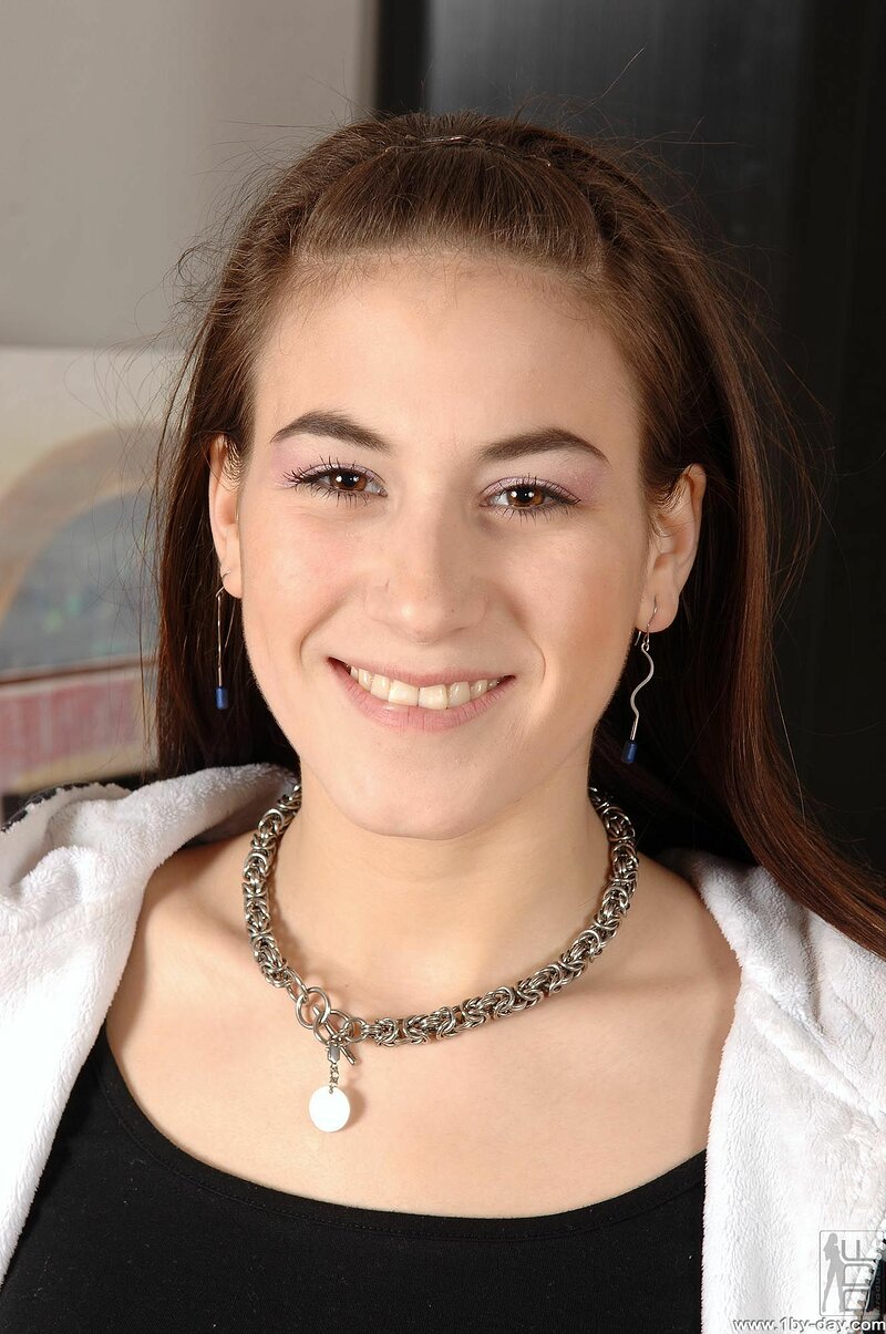 Маринка, 19 лет, 5 размер груди